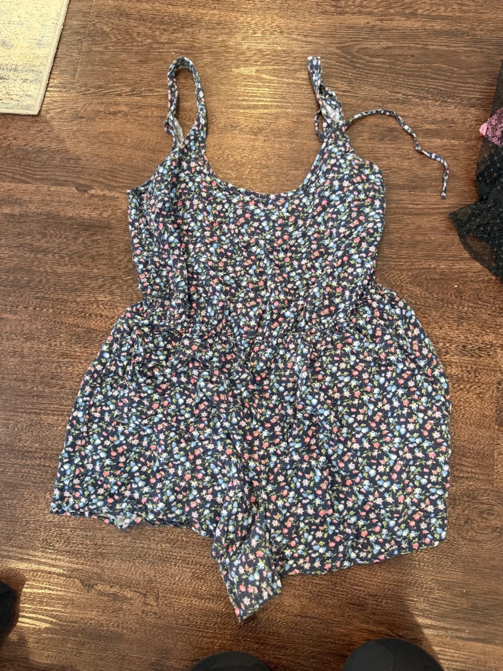 Abercrombie Floral Romper Size Large